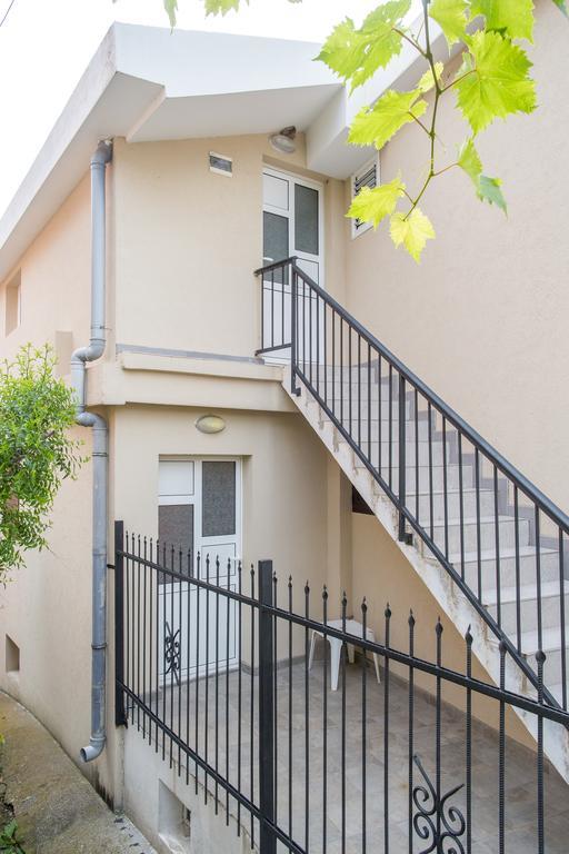 Apartments Vila Masha Petrovac na moru Exterior foto