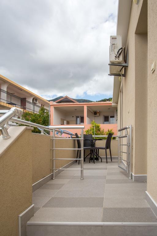Apartments Vila Masha Petrovac na moru Exterior foto
