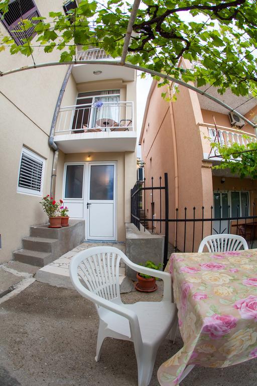 Apartments Vila Masha Petrovac na moru Exterior foto